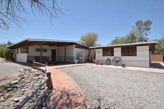 Building Photo - 6902 E Big Bear Dr