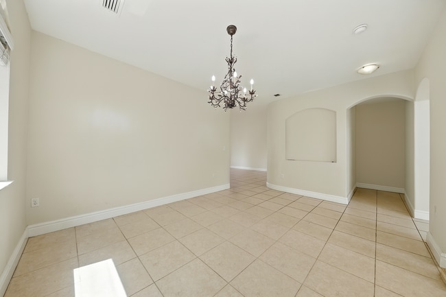 Building Photo - 15386 SW 21st Ln