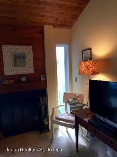 Foto del edificio - 261 Black River St