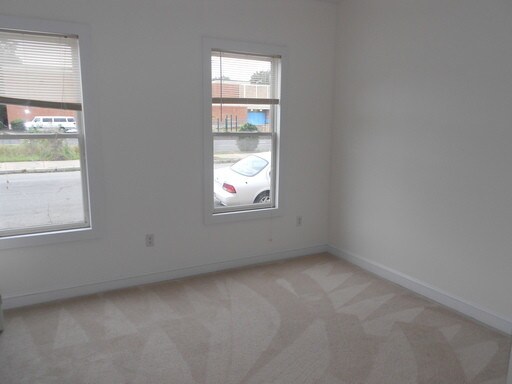 Foto del edificio - 3100 E Marshall St