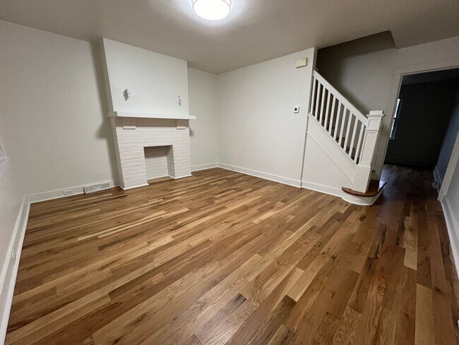 Building Photo - Available August 1, 2026; Lease will end July 27,  2027