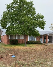 Building Photo - 1808 Cedar Park