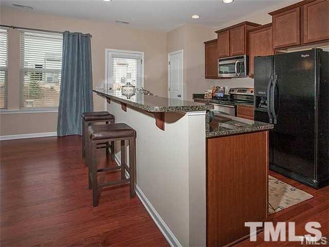 Building Photo - 123 Phantom Ln