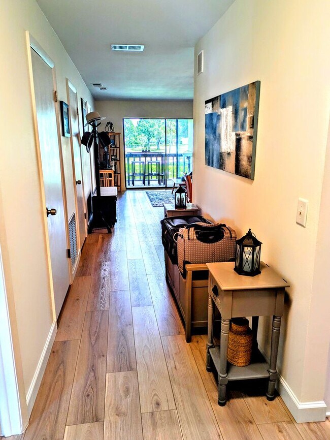 Foto del edificio - SEASONAL/SHORT TERM TURNKEY condo