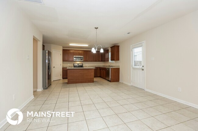 Foto del edificio - 3221 Dizzy Dean Dr