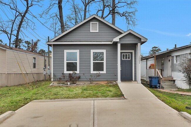 Foto del edificio - 16694 E Juneau St