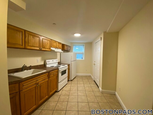 Foto del edificio - 895 Huntington Ave