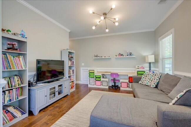 Building Photo - Beautiful Canterbury Farms 4 Bedroom!