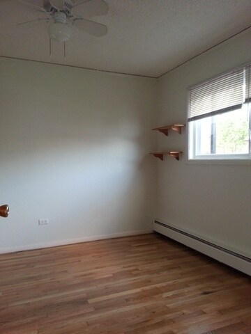 Foto del edificio - 8994 Kennedy Dr