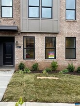 Building Photo - 628 Noush Ct