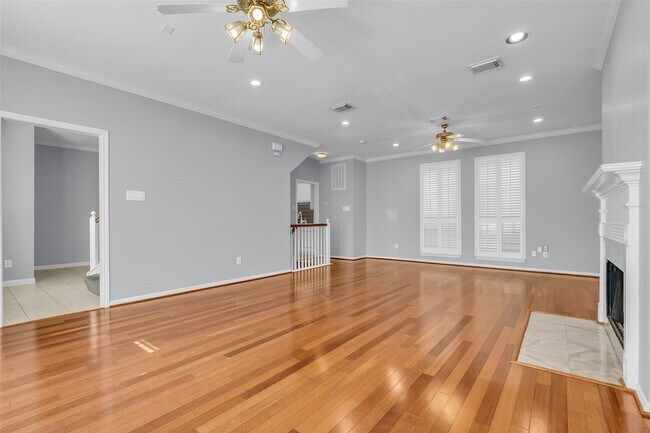 Building Photo - 1417 W Webster St