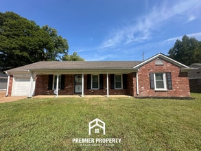 Building Photo - 5218 Fernleaf Ave