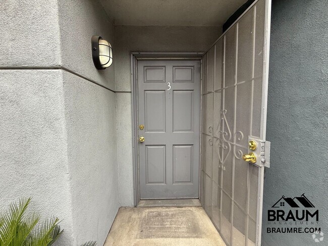 Building Photo - 14257 Friar St