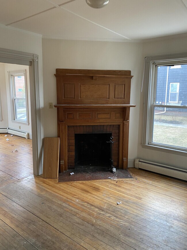 Building Photo - 49 Falmouth St
