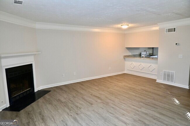 Foto del edificio - 1851 Grant Ct