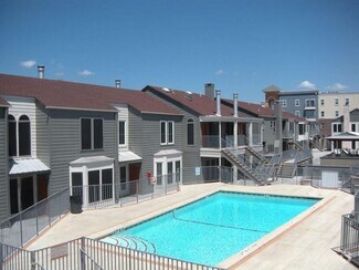 Building Photo - 2529 Rio Grande St