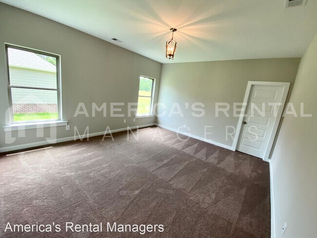 Foto del edificio - 3 br, 2 bath House - 106 Ballington Way