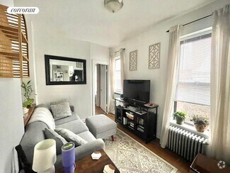 Building Photo - 338 E 65th St