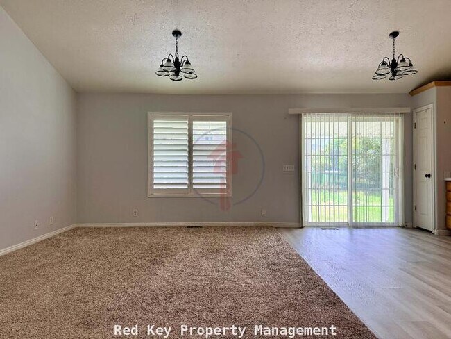 Foto del edificio - 474 E 1370 N