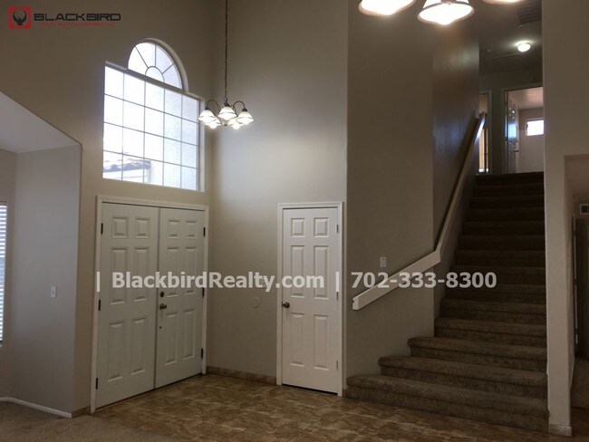 Building Photo - 8074 Boardwalk Way
