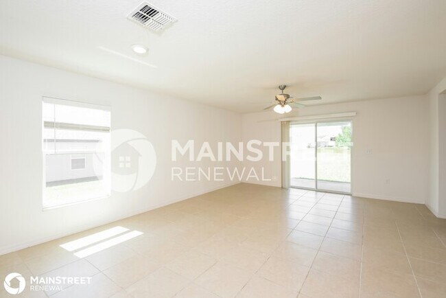 Building Photo - 1135 Union Ave, Mascotte, FL 34753