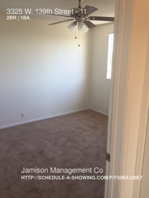 Building Photo - 3325 W 139th St