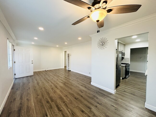 Foto del edificio - 1415 W Imperial Hwy