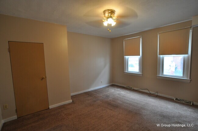 Foto del edificio - Super Convenient 1 Bedroom in Up & Coming ...