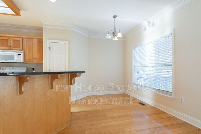 Building Photo - 148 Huntington Shoals Dr