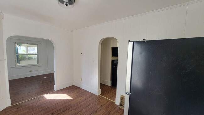 Foto del edificio - 421 E Thornton St