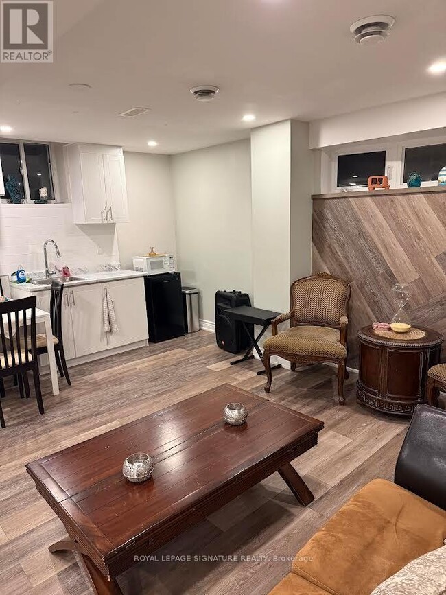 Photo du bâtiment - 5532 Ethan Dr