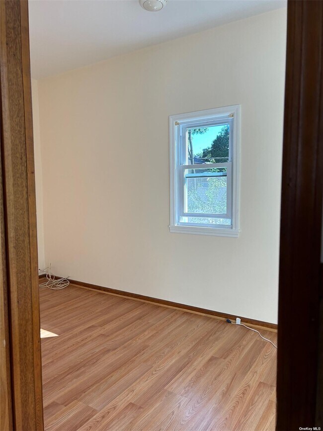 Building Photo - 139 Landing Rd