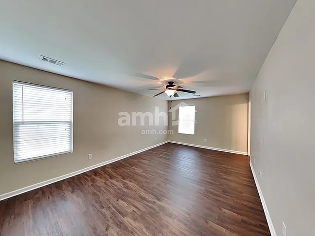 Foto del edificio - 1056 Countess Ln