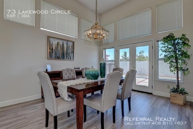 Foto del edificio - Luxury Home in Hills of San Mateo