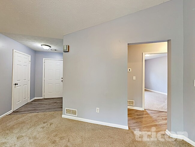 Building Photo - 1185 Mercury Dr SE