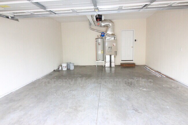 Foto del edificio - 2524 SW Cascade Mountain Ln