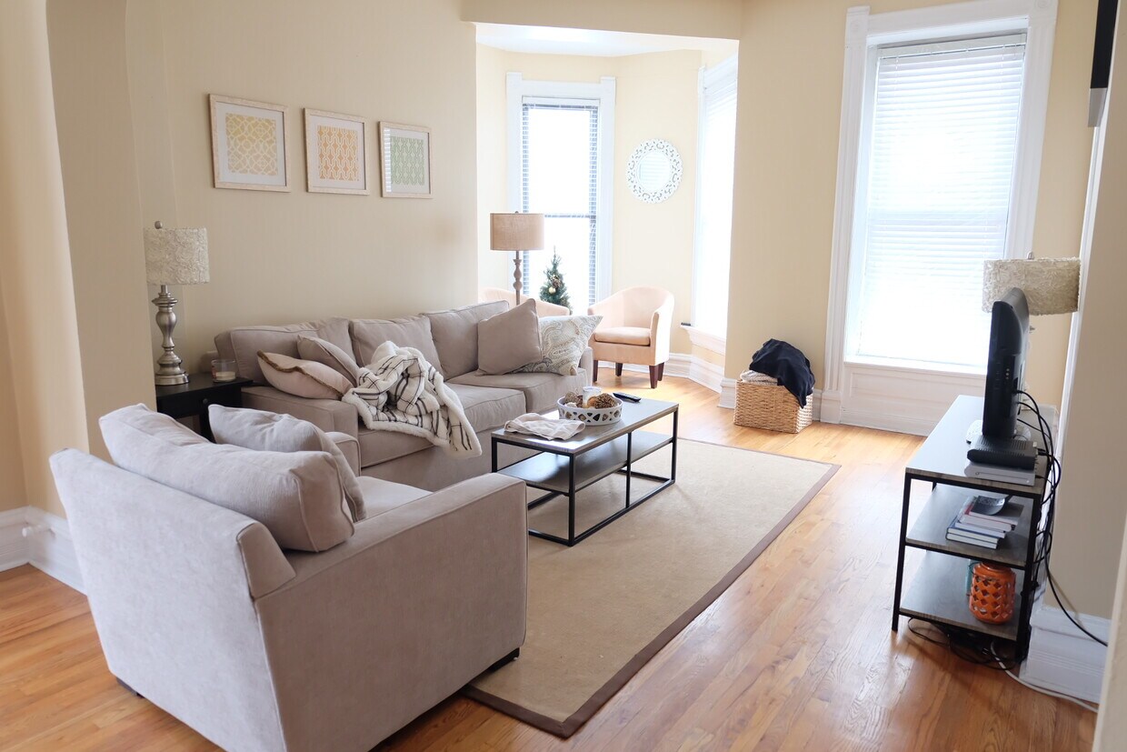 Foto principal - 1112 Armitage W Ave