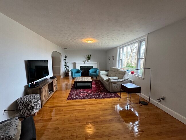 Building Photo - 106 Jordan Rd