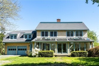 Building Photo - 304 3rd Beach Rd