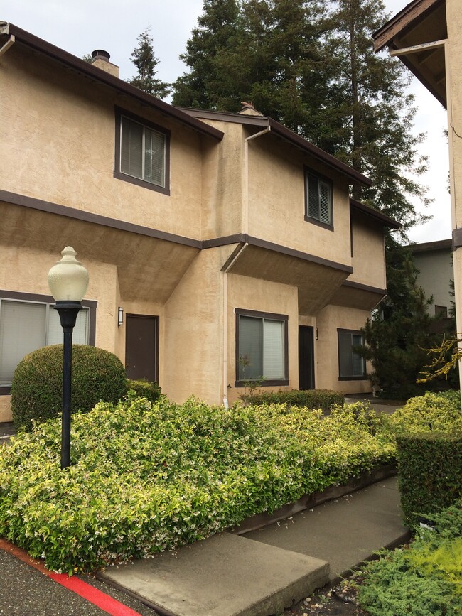 4763-appian-way-el-sobrante-ca-94803-townhome-rentals-in-el