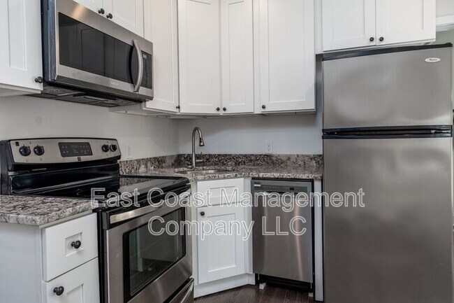 Building Photo - 1646 E Baltimore St