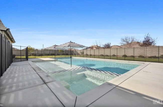 Building Photo - 16612 Bellewood Pl