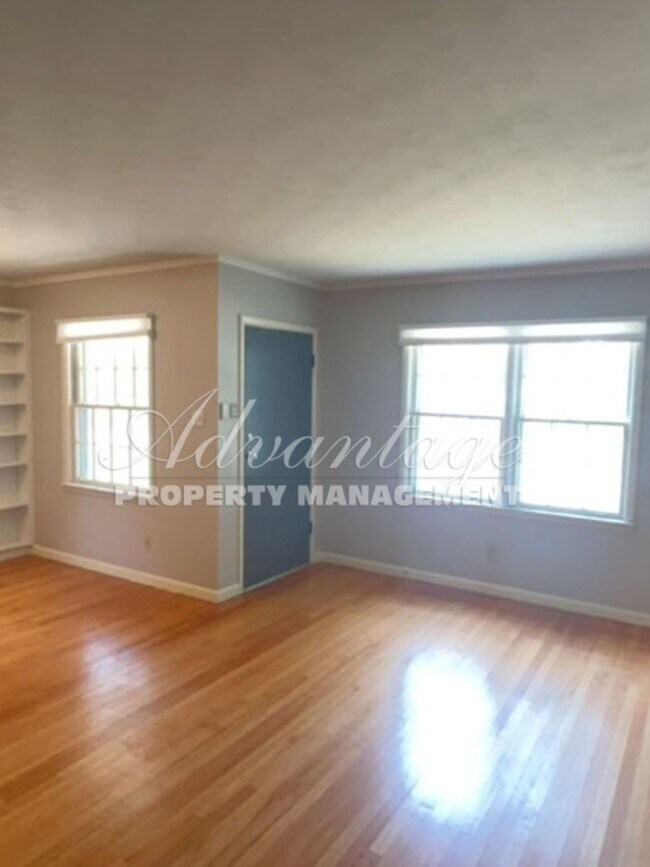 Foto del edificio - Newly Renovated Home - East Memphis