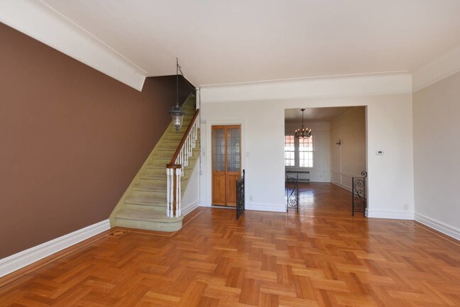 Foto del edificio - 241 92nd St