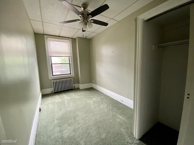 Building Photo - 700 Ivy St