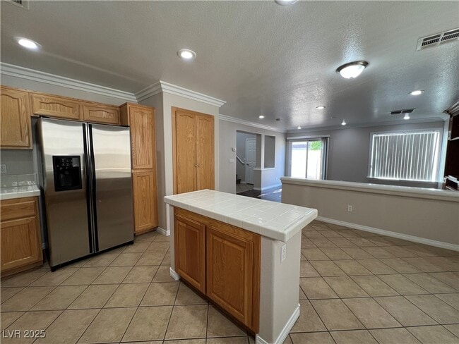 Building Photo - 7195 Cestrum Rd