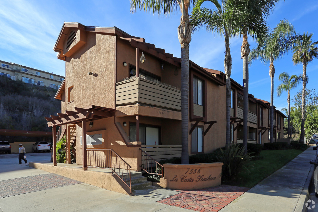 Building Photo - La Costa Seashore