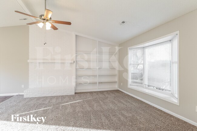 Foto del edificio - 5800 Old Meadow Rd