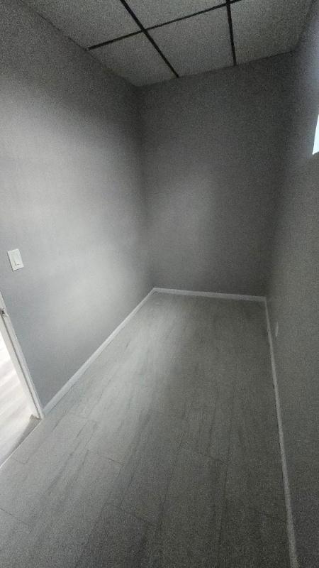 Building Photo - 386 Park Ave