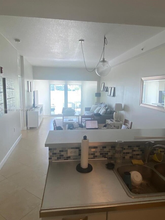 Building Photo - 6580 Indian Creek Dr